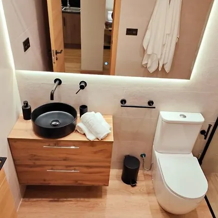 Pries Homes - Luxury Loft Cienfuegos Ii * Malaga
